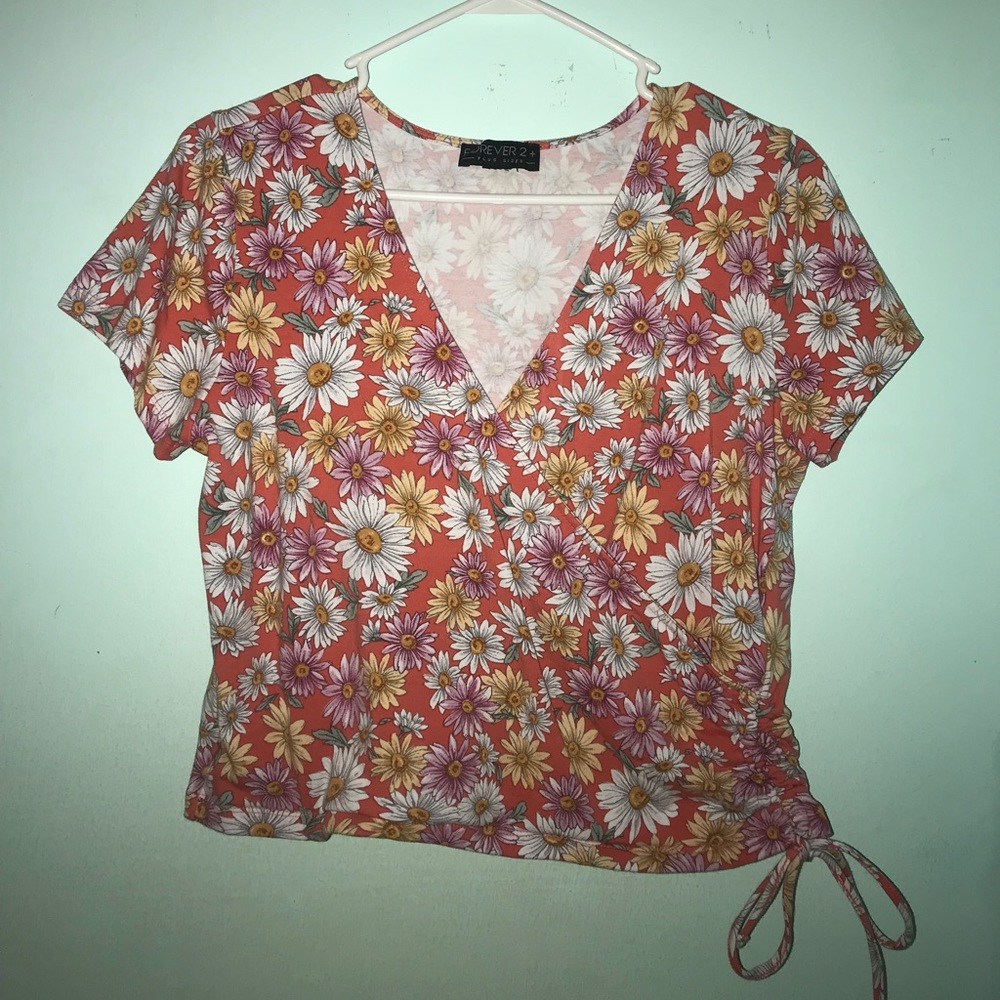 Floral crop-top